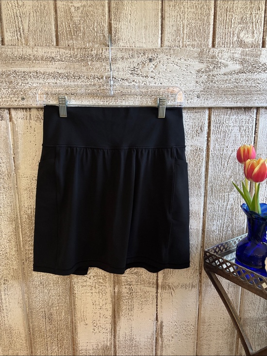 Athleta Pants - Athleta Salutation Stash Picket 16.5” Skort